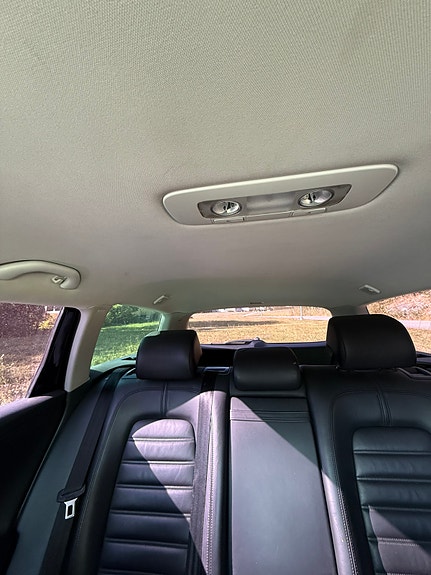 Volkswagen Passat 18 of 21