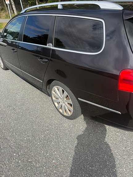 Volkswagen Passat 7 of 21