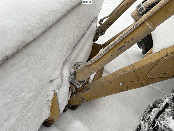Valmet med Lilla BM och snökedjor, Se video (100,000:- ex mo 17 of 24