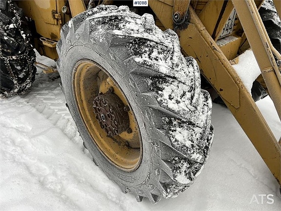 Valmet med Lilla BM och snökedjor, Se video (100,000:- ex mo 21 of 24
