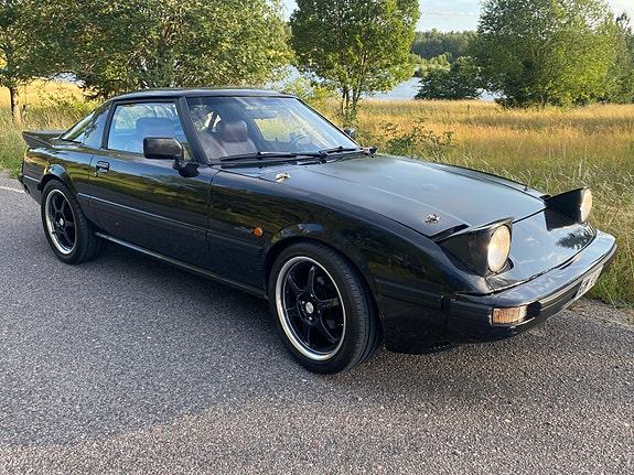 Mazda RX-7 25 of 26