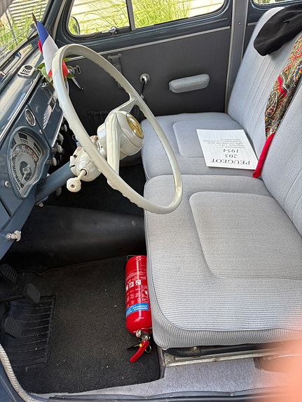 Peugeot 203 6 of 15