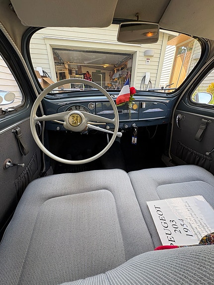 Peugeot 203 14 of 15