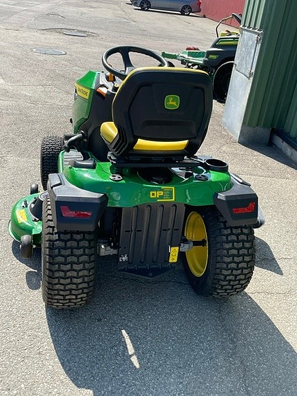 John Deere X167 lätt beg gräsklippare 5 of 5