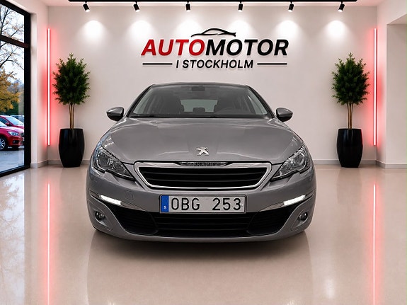 Peugeot 308 13 of 15