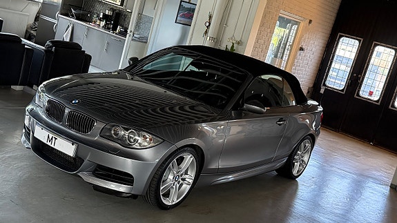 BMW 135i 26 of 28