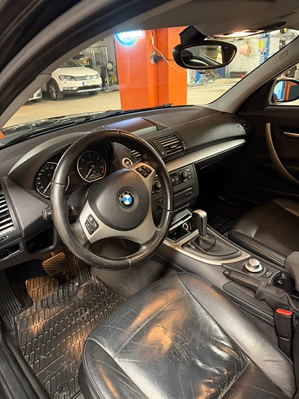 BMW 120d 2 of 3