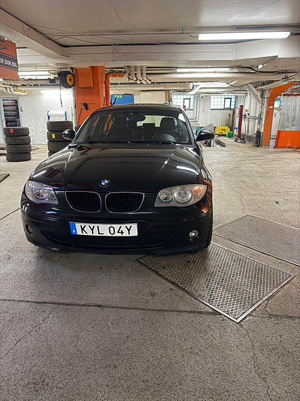 BMW 120d 3 of 3