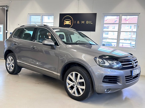 Volkswagen Touareg 2 of 21