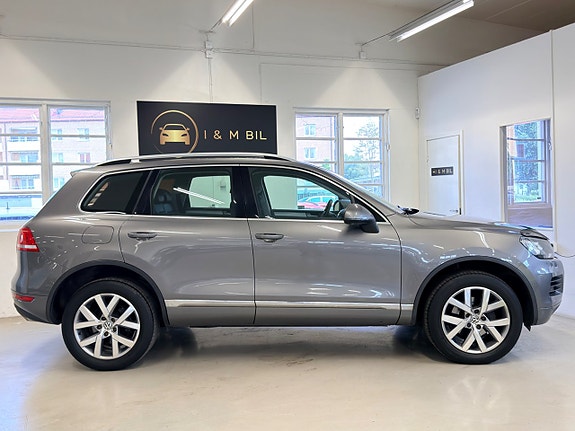 Volkswagen Touareg 4 of 21