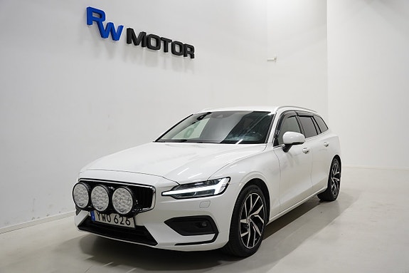 Volvo V60 2 of 22