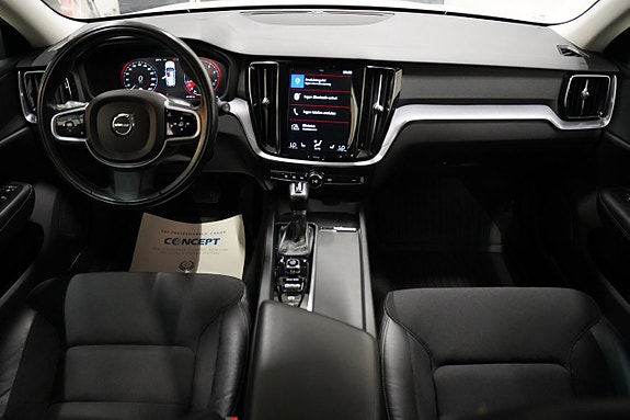 Volvo V60 10 of 22