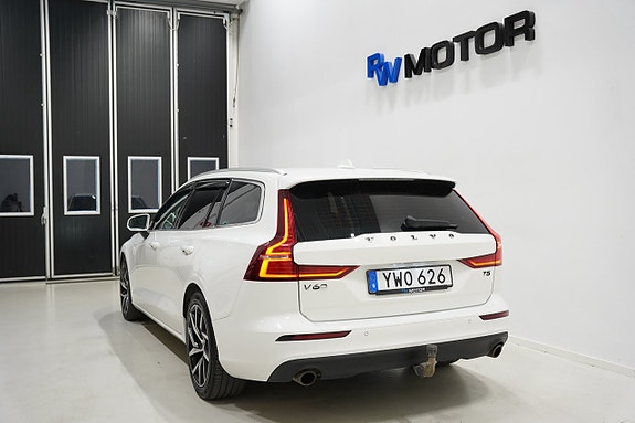 Volvo V60 4 of 22