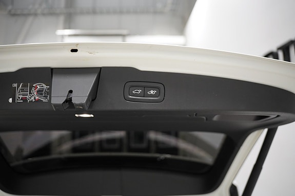 Volvo V60 22 of 22