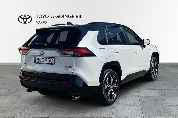 Toyota RAV4 19 of 24