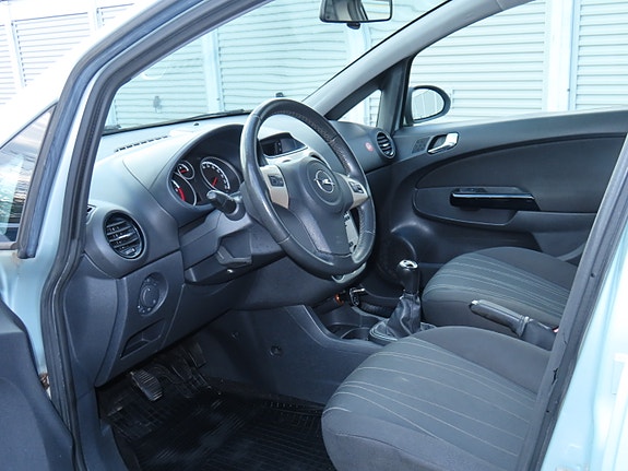 Opel Corsa 4 of 7