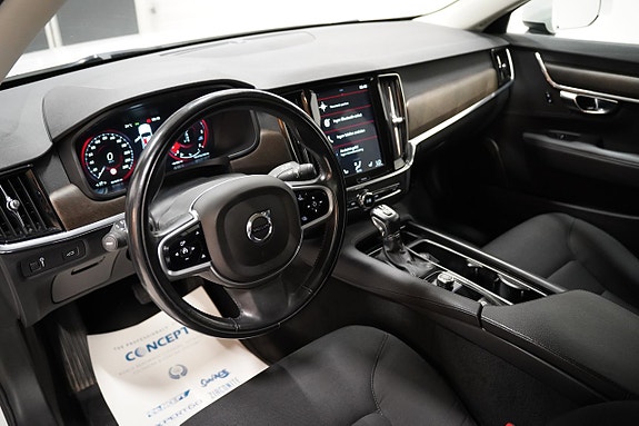 Volvo V90 Cross Country 6 of 21