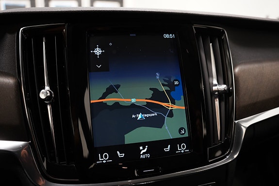Volvo V90 Cross Country 15 of 21