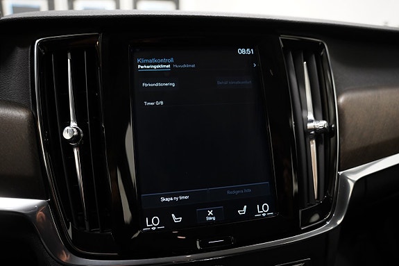 Volvo V90 Cross Country 14 of 21