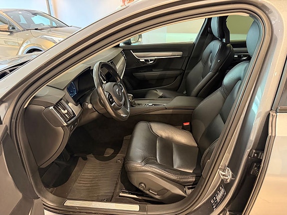 Volvo V90 Cross Country 8 of 27