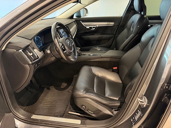 Volvo V90 Cross Country 7 of 27