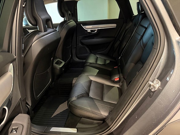 Volvo V90 Cross Country 9 of 27