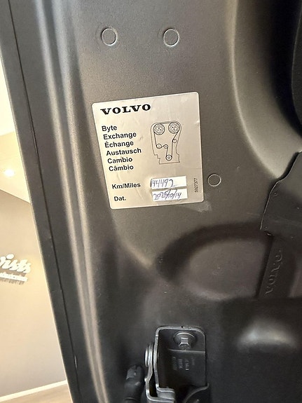 Volvo V90 Cross Country 27 of 27