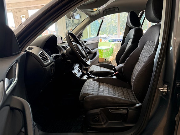 Audi Q3 13 of 27