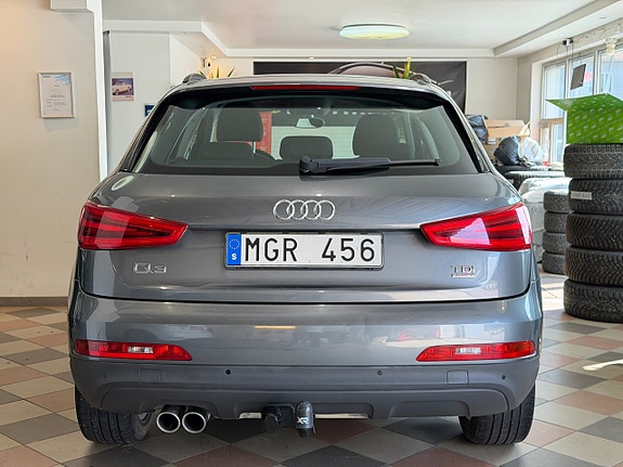 Audi Q3 7 of 27