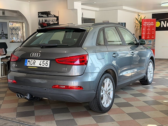 Audi Q3 6 of 27