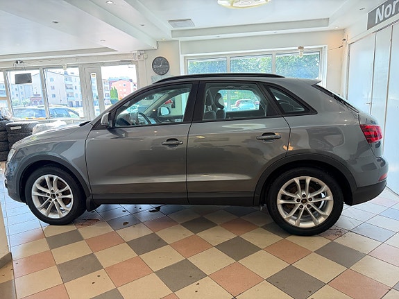 Audi Q3 4 of 27