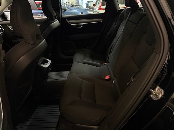 Volvo V90 18 of 22