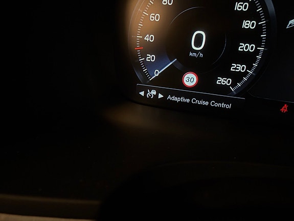 Volvo V90 9 of 22