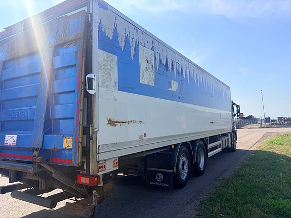 Volvo FM 370 3 of 12