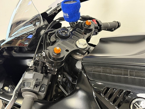 Yamaha R7 - Ban utrustning 9 of 14