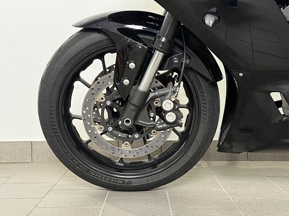 Yamaha R7 - Ban utrustning 7 of 14