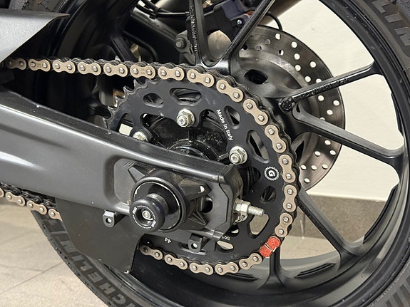 Yamaha R7 - Ban utrustning 11 of 14