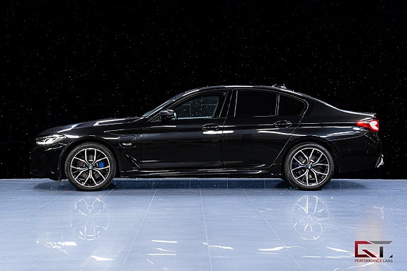 BMW 530e 4 of 20
