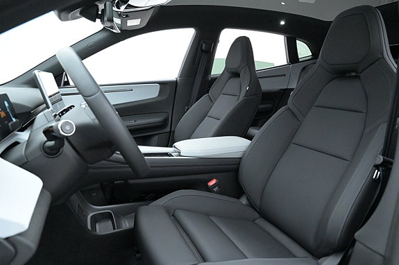 Polestar 4 10 of 27
