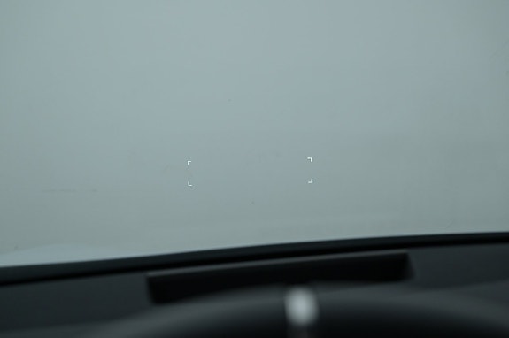 Polestar 4 8 of 27