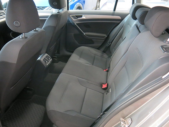 Volkswagen Golf I 18 of 23