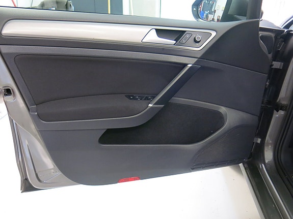 Volkswagen Golf I 15 of 23