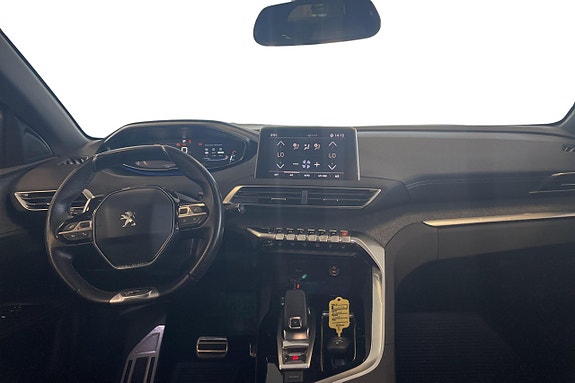 Peugeot 3008 8 of 12