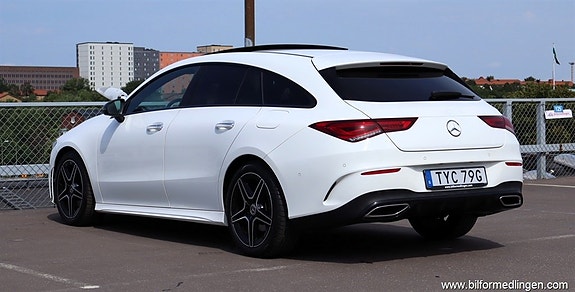 Mercedes-Benz A200 3 of 25