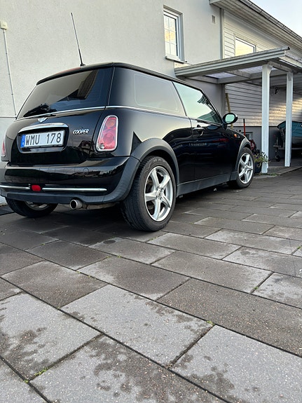 MINI Cooper 4 of 11