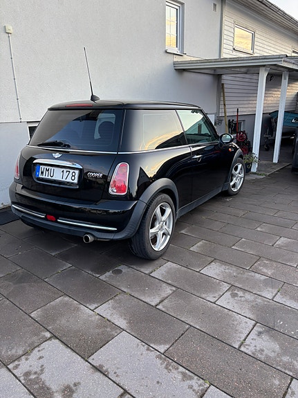 MINI Cooper 5 of 11