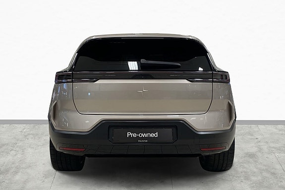 Polestar 3 5 of 17