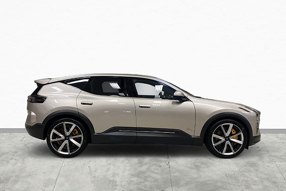 Polestar 3 4 of 17