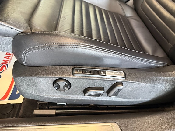Volkswagen Passat 12 of 20