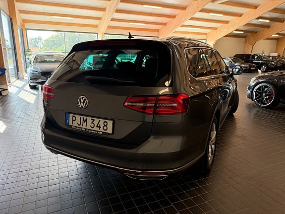 Volkswagen Passat 19 of 20